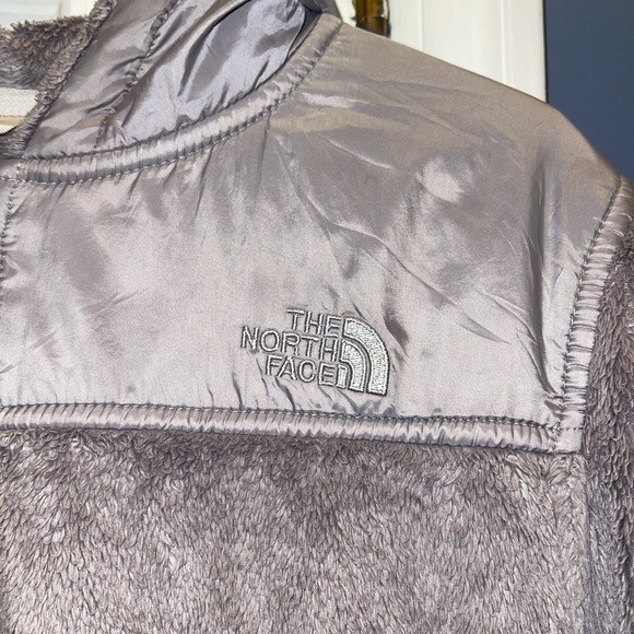 North face - Picture 3 of 6